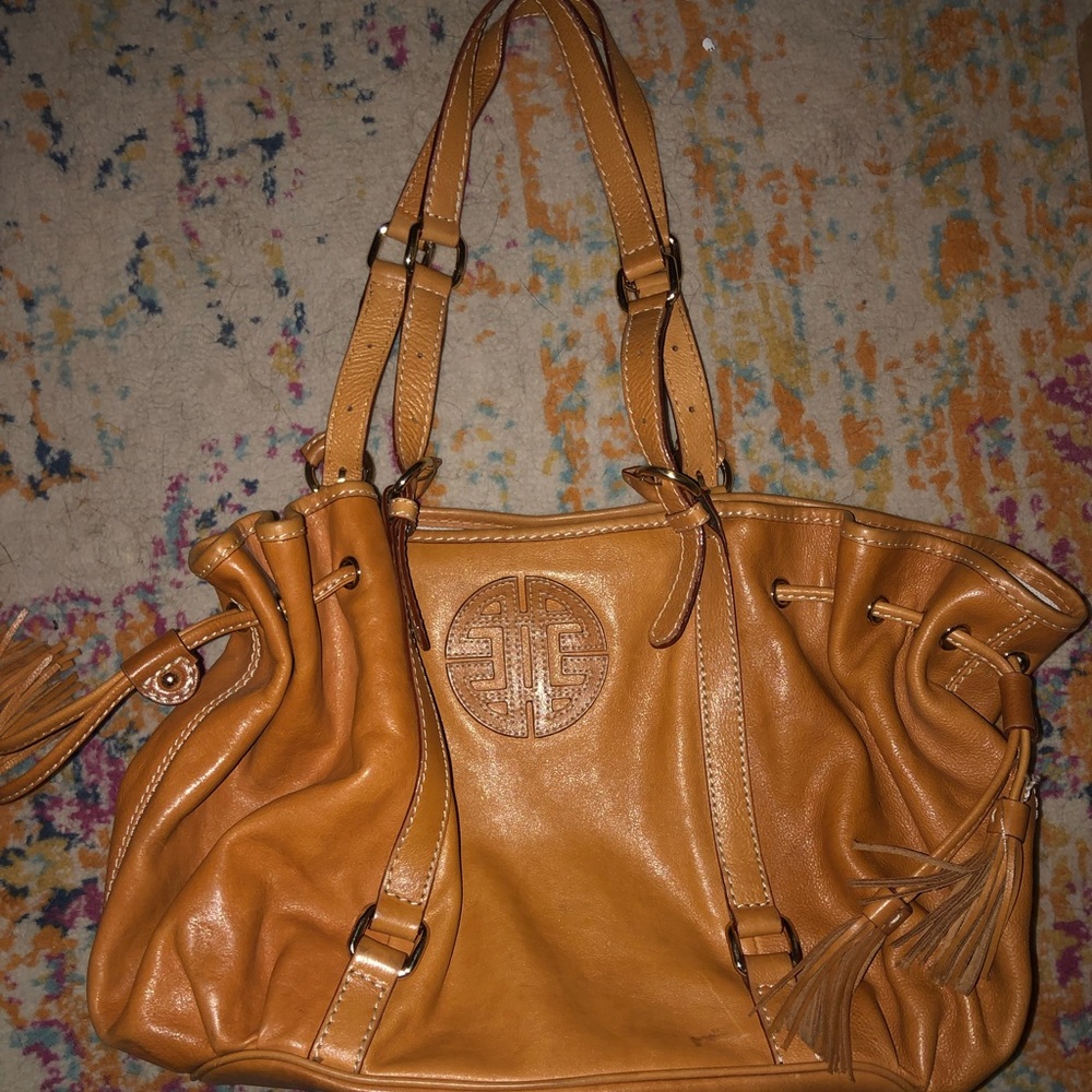 Antonio Melanie leather tan handbag gently used